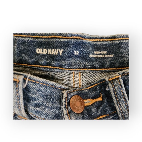 Old Navy shorts for women size 12 - Picture 3 of 4